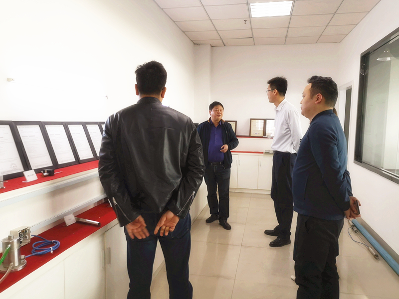 沉降監(jiān)測,路基沉降監(jiān)測,全向位移計,路基面壓實監(jiān)測,尾礦庫監(jiān)測,邊坡監(jiān)測,基坑監(jiān)測,湖南北斗星空自動化